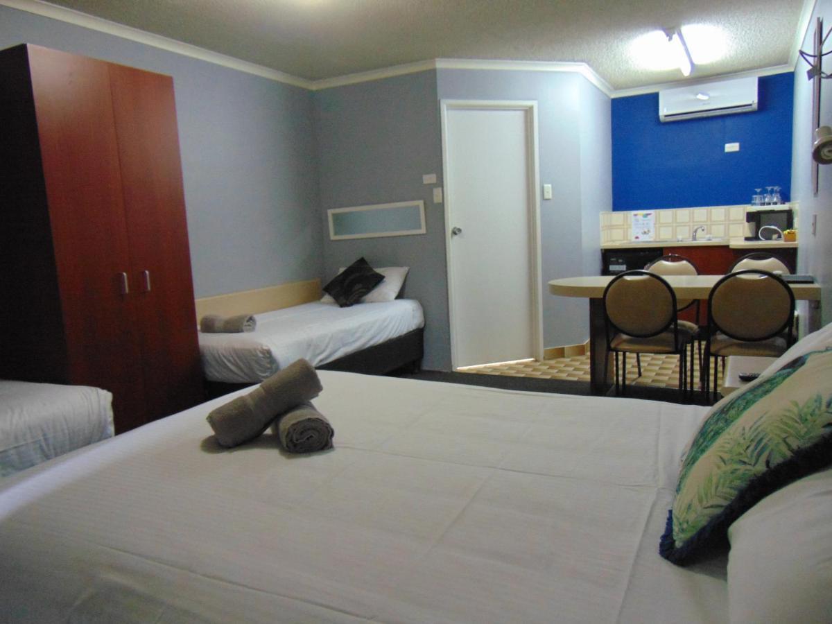 Rockhampton Court Motor Inn Exterior photo